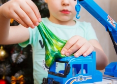 Хімічні іграшки - безпечна забавка чи загроза здоров'ю дитини?