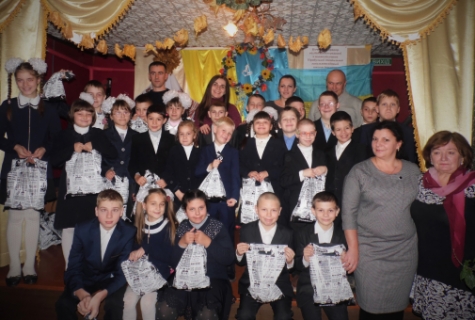 Працівники ГУ Держпродспоживслужби у Вінницькій області провели благодійну акцію "Сонячна скринька"!