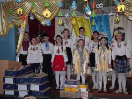Працівники ГУ Держпродспоживслужби у Вінницькій області привітали вихованців дитячого будинку з Днем святого Миколая!